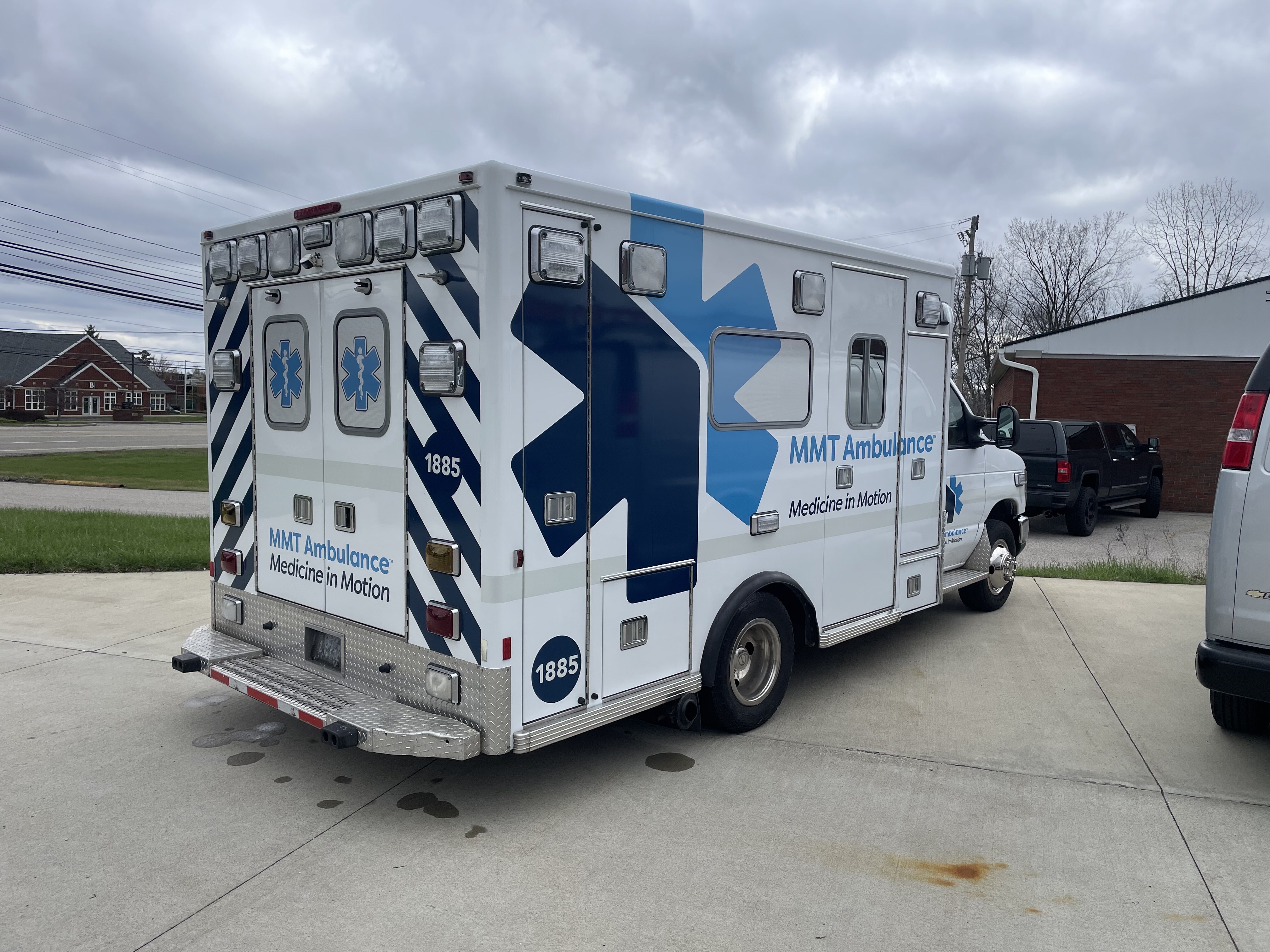 MMT Ambulance